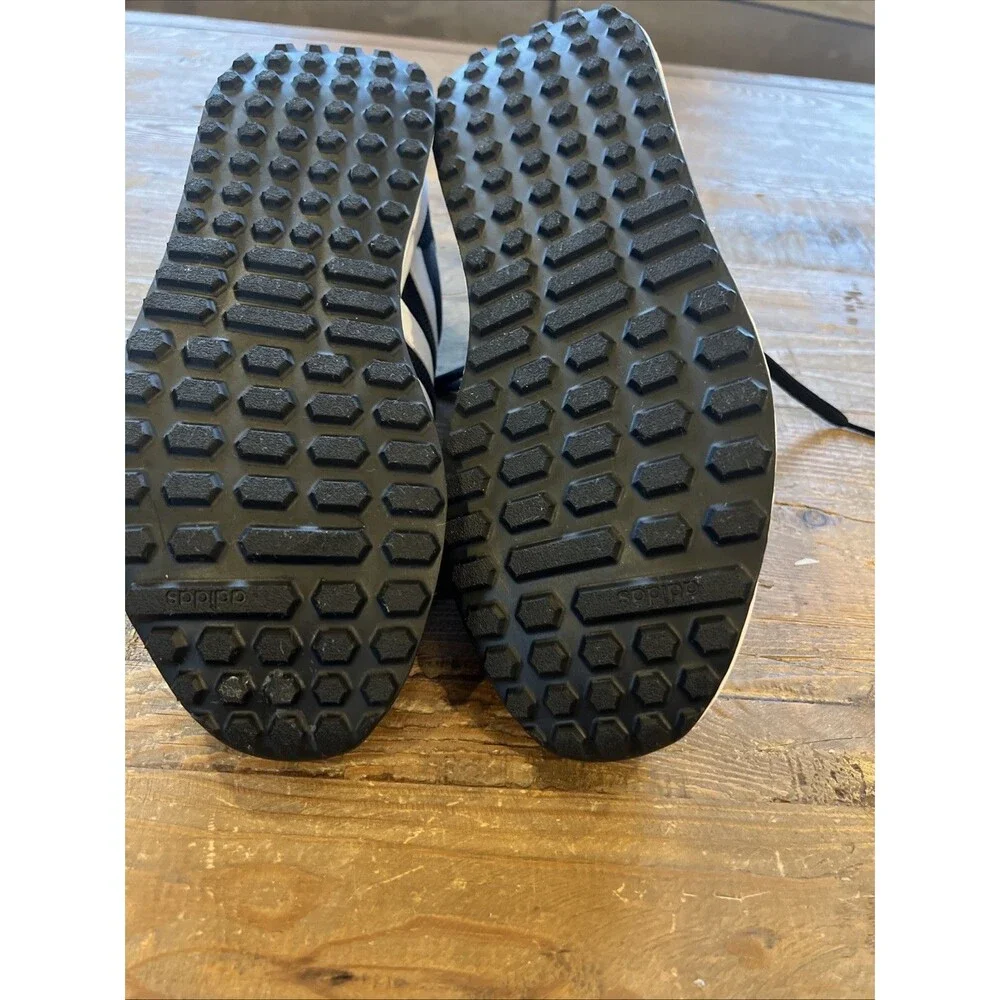 Adidas Men’s Athleisure Run 84 Sneaker Shoe Running Cloudfoam Size 9 New NO Box